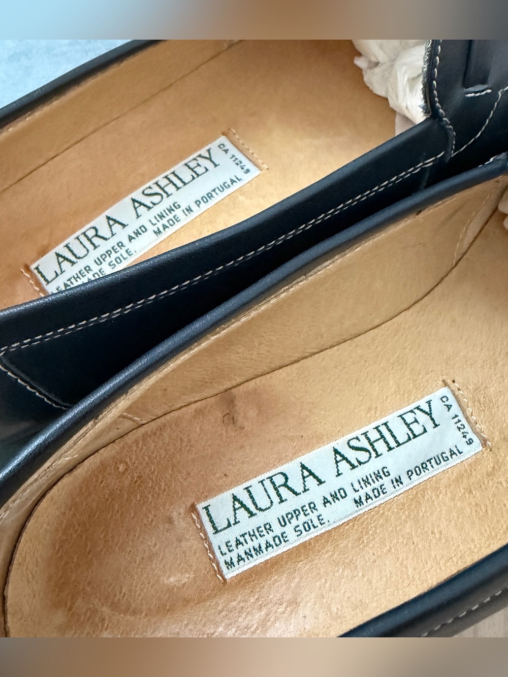 Laura Ashley Dark Navy Blue Loafers Heels Size 37 - Picture 9 of 12